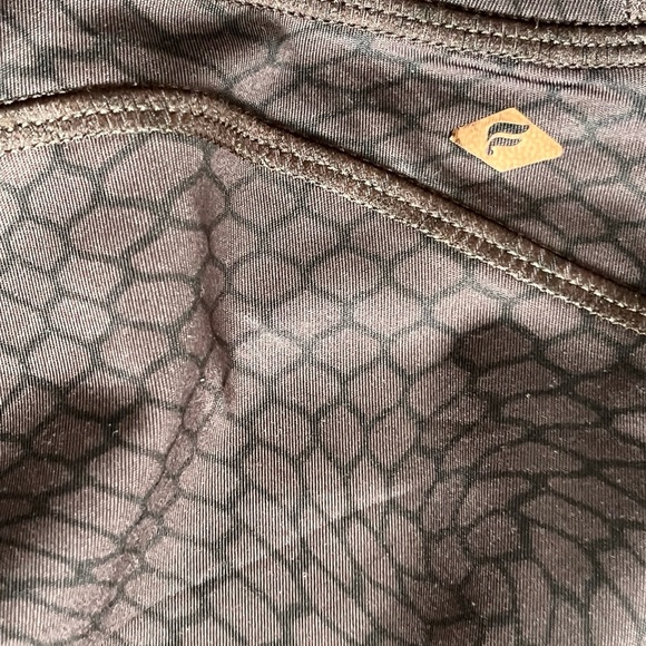 NEW NWT FABLETICS OASIS HIGH WAISTED LEGGING PANTS CACAO WARPED NWT (s) - Picture 7 of 7